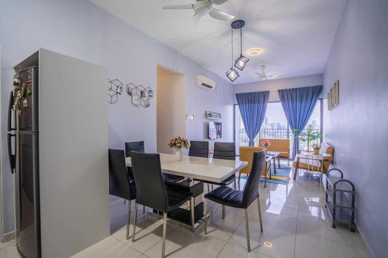 Peaceful 3-Bedroom With Pool 5 Pax - Wangsa Maju Kuala Lumpur Luaran gambar