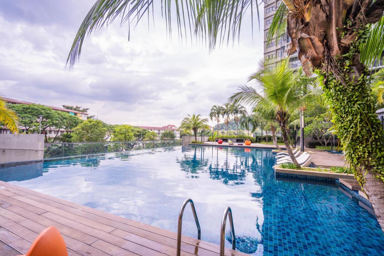 Peaceful 3-Bedroom With Pool 5 Pax - Wangsa Maju Kuala Lumpur Luaran gambar