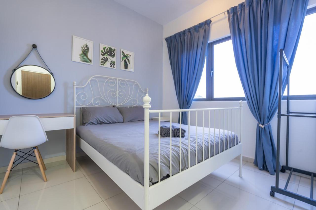 Peaceful 3-Bedroom With Pool 5 Pax - Wangsa Maju Kuala Lumpur Luaran gambar